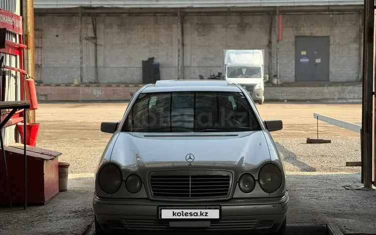Mercedes-Benz E 320 1996 года за 3 300 000 тг. в Алматы