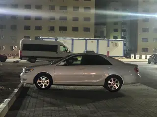 Toyota Camry, 2005