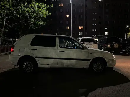 Volkswagen Golf 1995 года за 1 400 000 тг. в Павлодар – фото 5