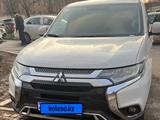 Mitsubishi Outlander 2022 года за 10 800 000 тг. в Алматы – фото 2