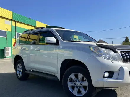 Toyota Land Cruiser Prado 2012 года за 14 600 000 тг. в Актобе – фото 2