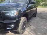 Toyota Sequoia 2008 года за 14 500 000 тг. в Караганда – фото 2