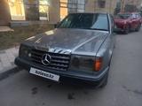 Mercedes-Benz E 230 1988 года за 1 000 000 тг. в Астана – фото 2