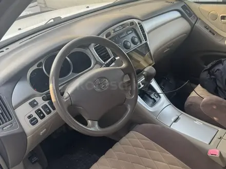 Toyota Highlander 2005 года за 8 650 000 тг. в Алматы – фото 9