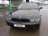 BMW 735 2001 года за 4 000 000 тг. в Актобе – фото 2