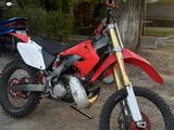 Honda  CR 250R 2005 года за 1 600 000 тг. в Алматы