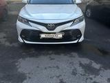 Toyota Camry 2019 года за 14 500 000 тг. в Талдыкорган – фото 2