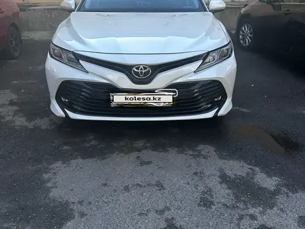 Toyota Camry 2019 года за 14 500 000 тг. в Талдыкорган