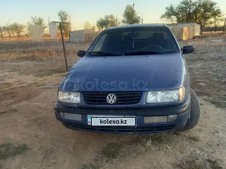 Volkswagen Passat 1995 года за 1 300 000 тг. в Актобе