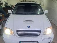 Kia Carnival 2002 годаfor2 000 000 тг. в Шымкент