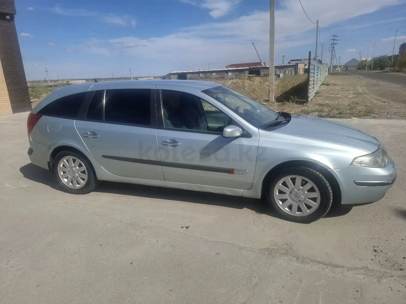 Renault Laguna, 2001