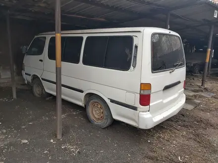 Toyota Hiace 1997 года за 1 500 000 тг. в Алматы – фото 2