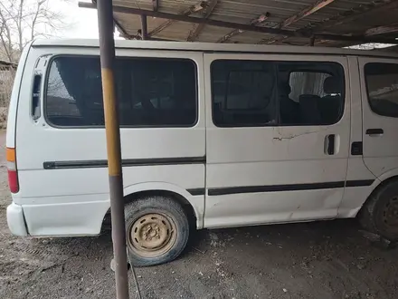 Toyota Hiace 1997 года за 1 500 000 тг. в Алматы