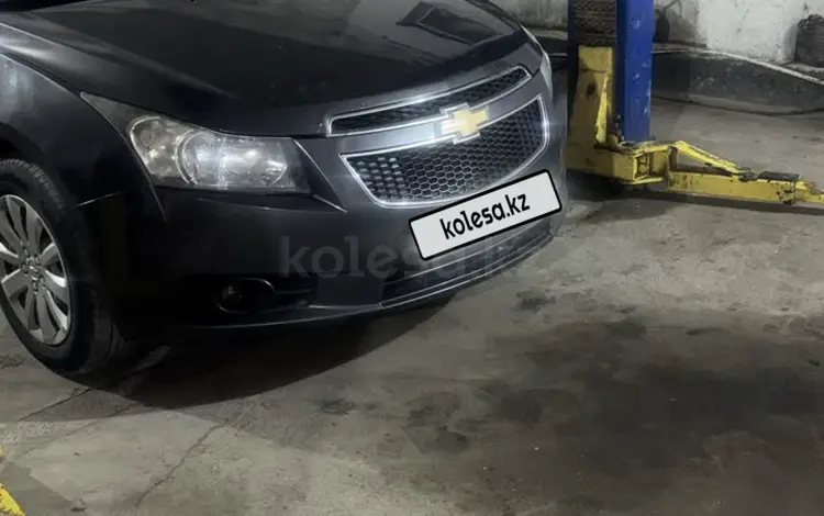 Chevrolet Cruze 2012 годаүшін3 000 000 тг. в Атырау