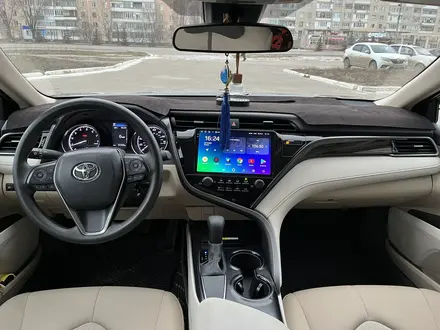 Toyota Camry 2020 года за 14 000 000 тг. в Уральск – фото 14