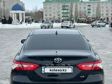 Toyota Camry 2020 года за 14 000 000 тг. в Уральск – фото 4