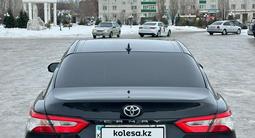 Toyota Camry 2020 года за 14 000 000 тг. в Уральск – фото 4
