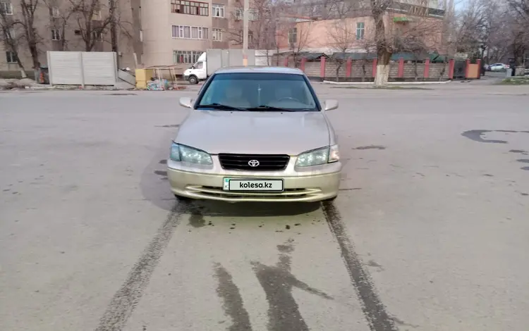 Toyota Camry 2000 годаfor2 700 000 тг. в Тараз