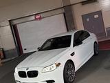 BMW M5 2013 года за 28 500 000 тг. в Алматы – фото 4