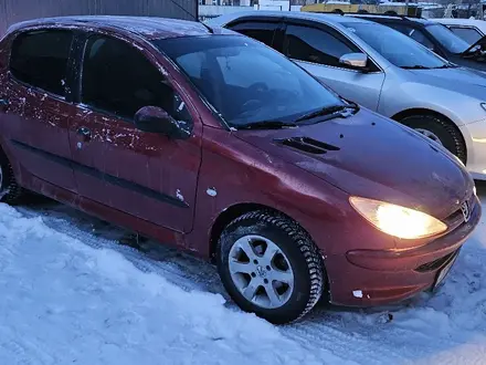 Peugeot 206 2008 года за 2 500 000 тг. в Актобе – фото 3