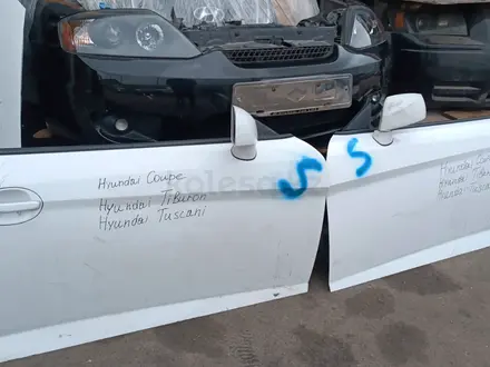 Двери, капот, ноускат Hyundai Tiburon за 100 000 тг. в Алматы – фото 3