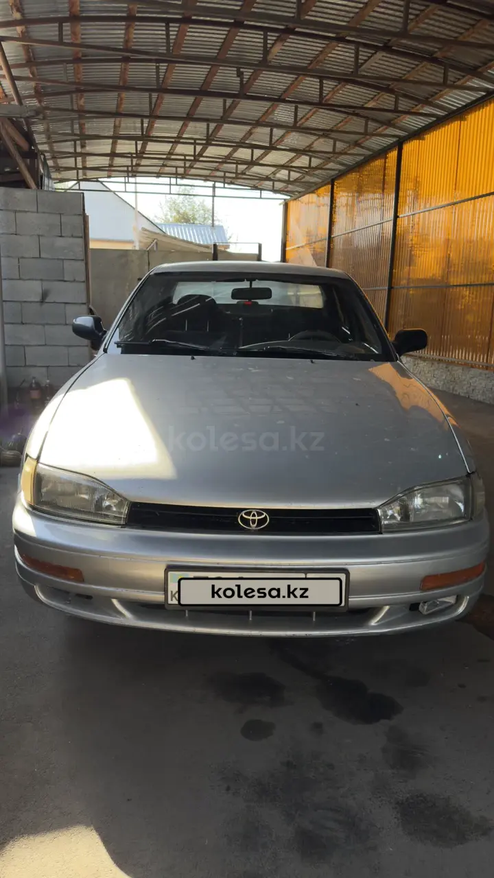 Toyota Camry, 1993