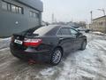 Toyota Camry 2015 годаfor12 800 000 тг. в Актобе – фото 5