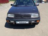 Volkswagen Vento 1994 годаfor900 000 тг. в Караганда