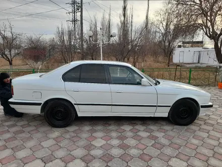 BMW 520 1990 года за 1 000 000 тг. в Кызылорда – фото 3