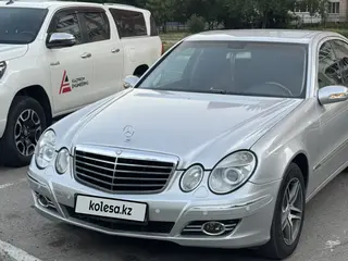 Mercedes-Benz E 240