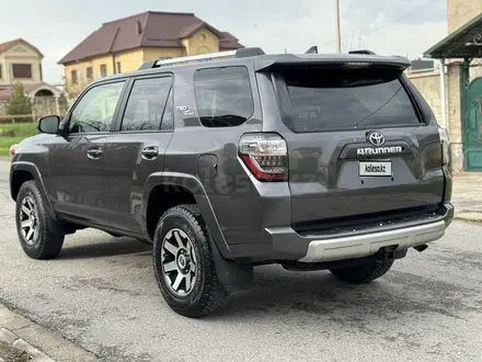 Toyota 4Runner 2018 года за 19 000 000 тг. в Алматы – фото 5