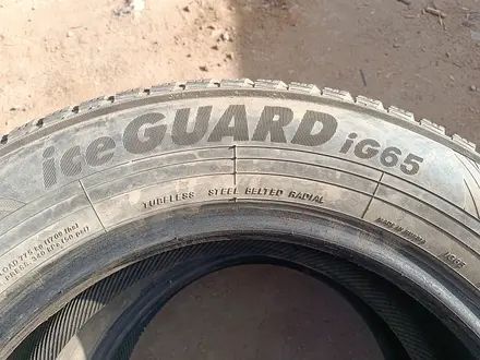 Шины 205/65 R16 — "Yokohama iceGuard iG65" (Россия), зимние, в хо за 45 000 тг. в Астана – фото 5