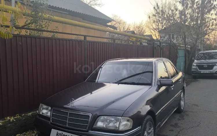 Mercedes-Benz C 180 1993 года за 2 300 000 тг. в Алматы