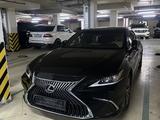 Lexus ES 250 2019 года за 17 300 000 тг. в Алматы