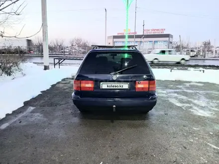 Volkswagen Passat 1994 года за 1 900 000 тг. в Шымкент – фото 4