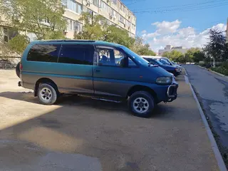 Mitsubishi Delica, 1995