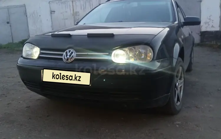 Volkswagen Golf 2003 годаүшін2 500 000 тг. в Алтай