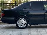 Mercedes-Benz E 280 2001 годаүшін4 500 000 тг. в Актау – фото 3