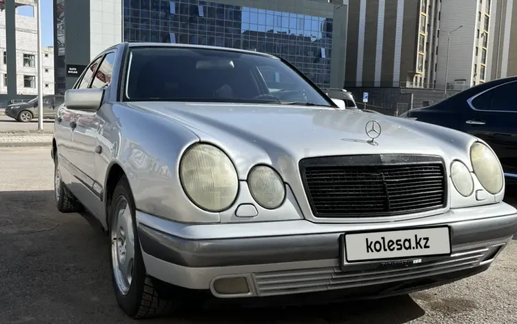 Mercedes-Benz E 240 1999 года за 3 000 000 тг. в Астана