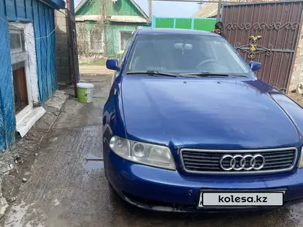 Audi A4 1998 года за 1 800 000 тг. в Уральск