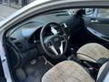 Hyundai Solaris 2012 года за 4 100 000 тг. в Актобе – фото 8