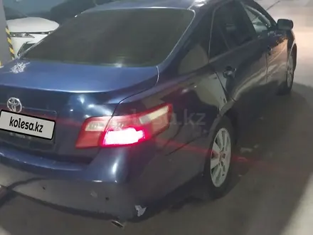 Toyota Camry 2007 года за 6 000 000 тг. в Астана – фото 2