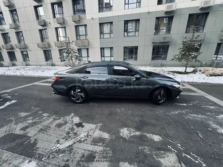 Hyundai Elantra 2024 года за 8 100 000 тг. в Алматы – фото 10