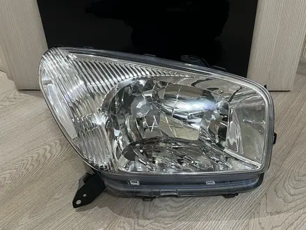 Фара тойота раф4, toyota rav4 за 35 000 тг. в Павлодар