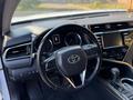 Toyota Camry 2019 года за 14 000 000 тг. в Костанай – фото 21