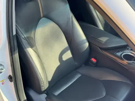 Toyota Camry 2019 года за 14 000 000 тг. в Костанай – фото 22