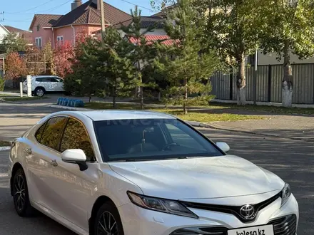 Toyota Camry 2019 года за 14 000 000 тг. в Костанай