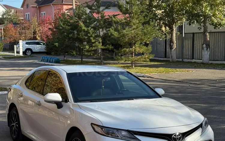 Toyota Camry 2019 года за 14 000 000 тг. в Костанай