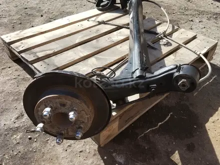 Балка задняя тележка в сборе со ступицами за 180 000 тг. в Астана