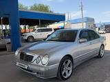 Mercedes-Benz E 320 2001 года за 5 200 000 тг. в Шу – фото 3